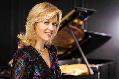 <bound method DexterityContent.Title of <Event at /fs-webs/auditori/ca/actualitat/agenda/lemperador-de-beethoven-olga-kern-carlos-miguel-prieto-franz-schubert-filharmonia>>.